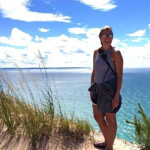 Meet your Posher, Emily